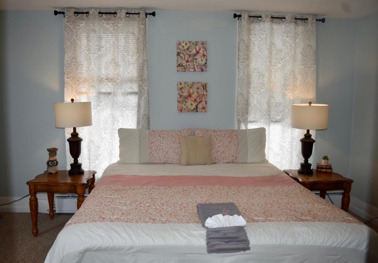Apartamento Cozy 2Nd Story Flat Near Downtown Adrian Exterior foto